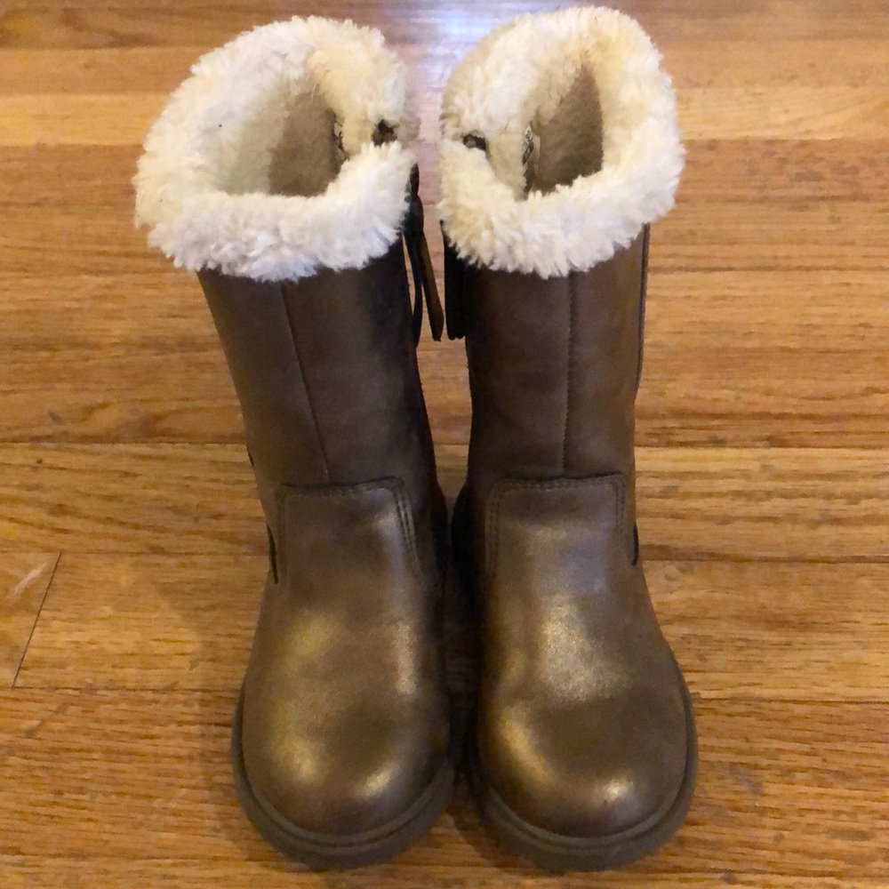 Carters Boots